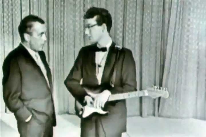 A morte precoce de Buddy Holly, embora tenha interrompido sua carreira de forma trágica, acabou por solidificar sua posição como uma lenda do rock. Reprodução: Flipar