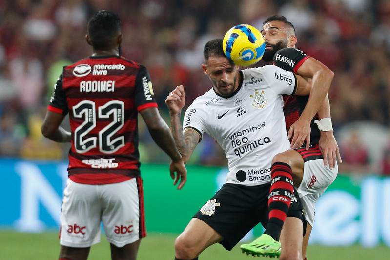 MC Poze aposta bolada em título do Flamengo na Copa do Brasil - Lance!