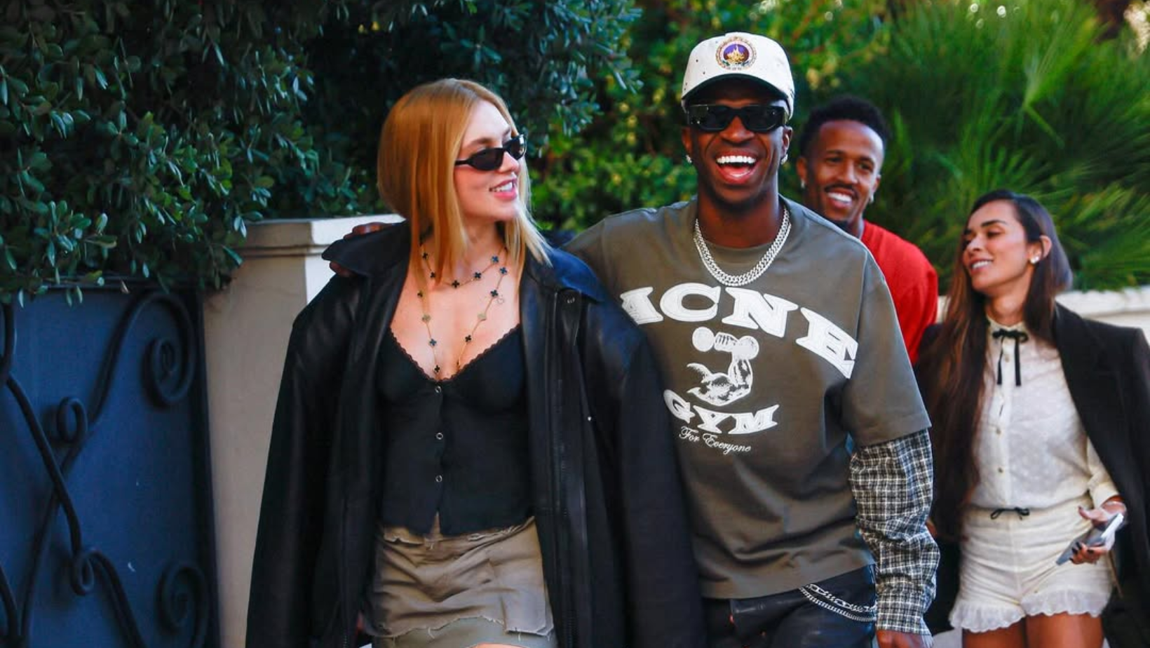 Virginia e Vini Jr. passeiam. Foto: Reprodução/ Instagram @virginia