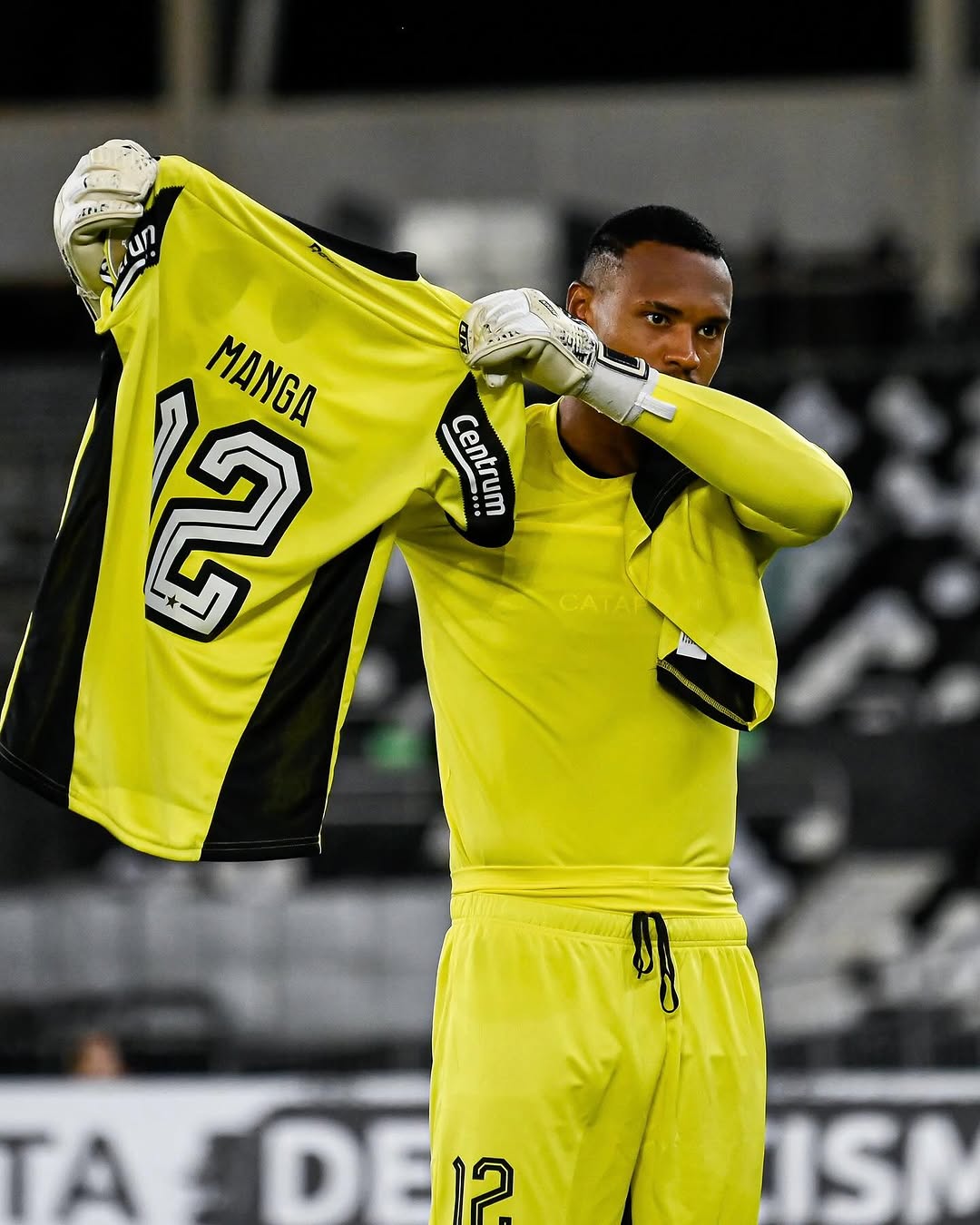 Botafogo presta homenagem à Manga. Foto: BOTAFOGO/DIVULGAÇÃO