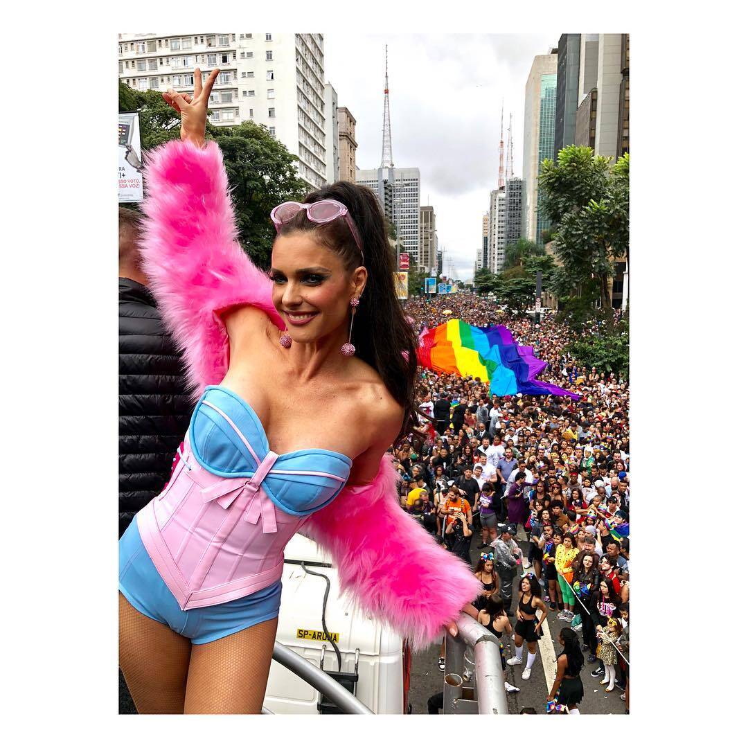  Fernanda Lima politizou em 2018 e mostrou que é uma das apresentadoras mais 'cool' do Brasil . Foto: Reprodução/Instagram