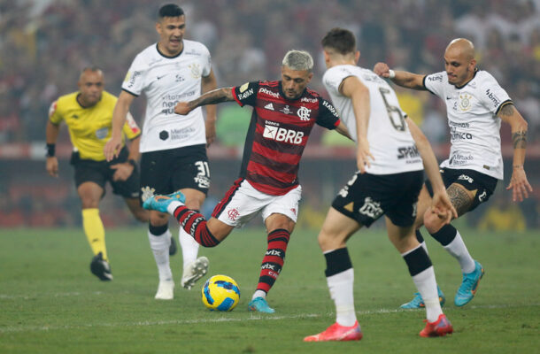 Copa do Brasil: relembre as finais de Flamengo e de São Paulo no