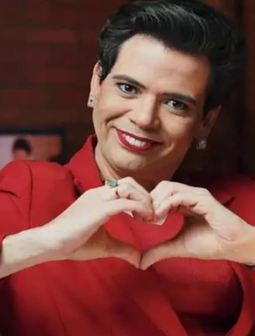 Gustavo Mendes caracterizado de ex-presidenta Dilma. Foto: Reprodução