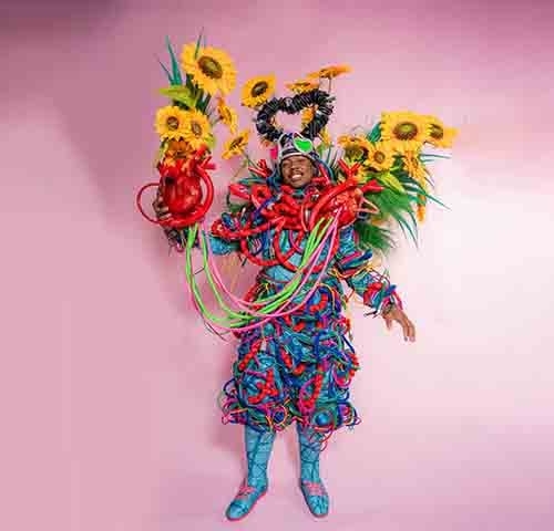 Os tecidos de carnaval são tecidos utilizados para fazer fantasias temáticas, que podem ter diferentes cores, estampas e texturas. Reprodução: Flipar