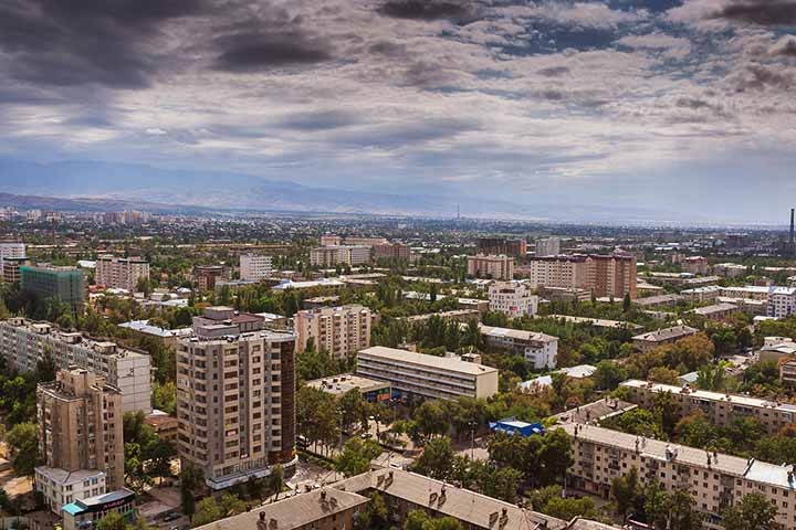 Bishkek, no Quirguistão - classificação do ar: insalubre. 
 Reprodução: Flipar