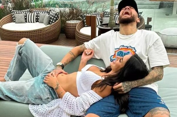 O relacionamento sofreu fortes abalos durante a gravidez de Bruna, mais precisamente em junho, quando a influenciadora Fernanda Campos expôs uma suposta traição de Neymar à então namorada. - Foto: Reprodução/Instagram