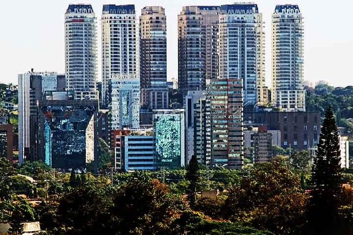 Um estudo exclusivo do DataZAP (Grupo OLX) para Casa Vogue, baseado no Índice FipeZAP de Venda Residencial (março/2025), analisou os bairros mais valorizados das capitais brasileiras com base no Índice FipeZAP de março de 2025.  Reprodução: Flipar