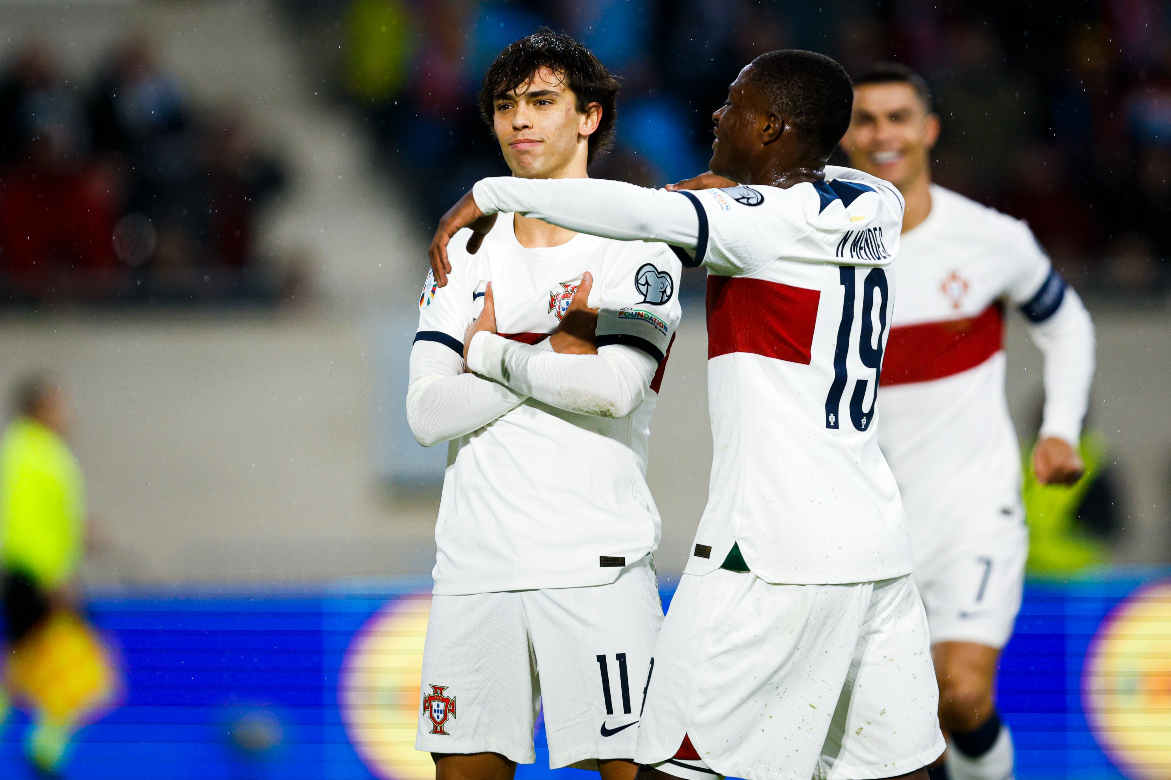 Sem Cristiano Ronaldo, Portugal goleia Luxemburgo nas