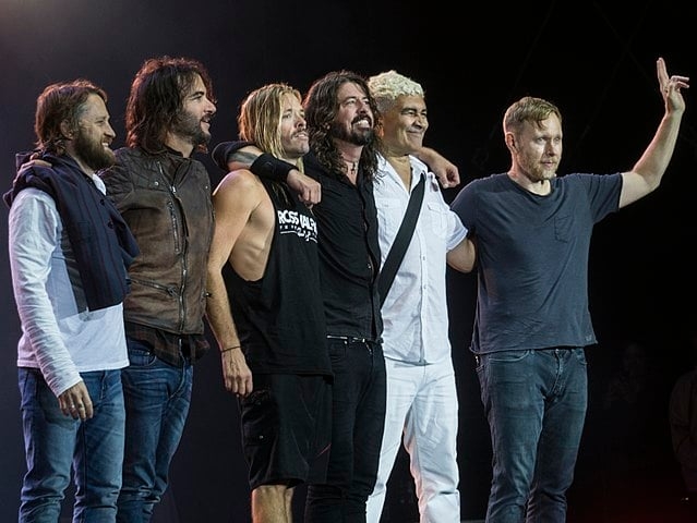Os headliners de 2012 foram Foo Fighters, com um show marcante de 2h30, e Arctic Monkeys. 
 Reprodução: Flipar