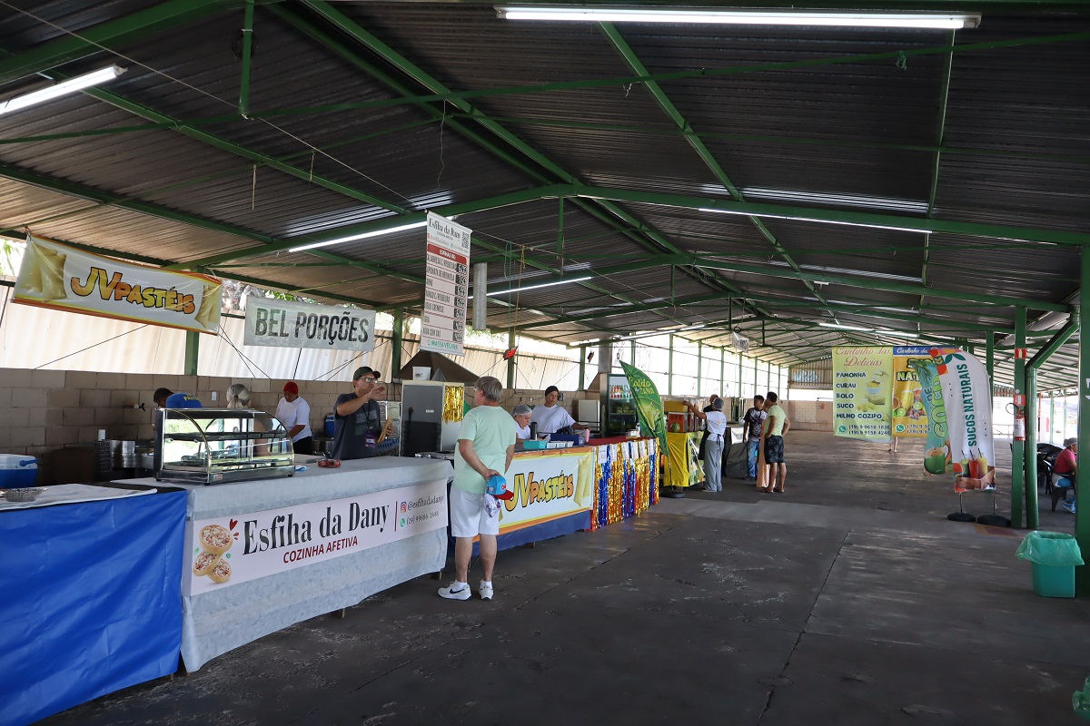 O espaço de alimentação ofereceu uma boa variedade de comida. Foto: Foto: Pedro H. Lopes