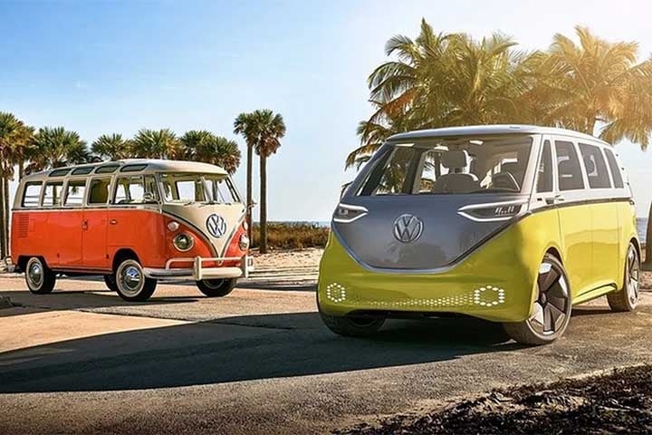 Em 2006, a Kombi passou a ter motor 1.4 Total Flex - que pode funcionar com gasolina, etanol ou mistura dos dois combustíveis - refrigerado a água.
 Reprodução: Flipar