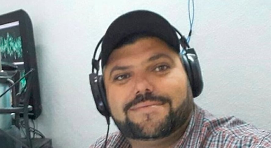 Em 17/1/2018, o radialista Jefferson Pureza, 39 anos, foi morto a tiros em Edealina (Goiás) na varanda de casa.  Reprodução: Flipar