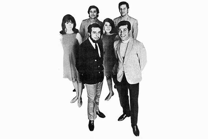Mendes gravou uma versão de “The Fool On The Hill”, dos Beatles, com sua banda Brasil’66. Em entrevista, o brasileiro disse ter ouvido de Paul McCartney, autor da canção, elogios à sua releitura. 
 Reprodução: Flipar