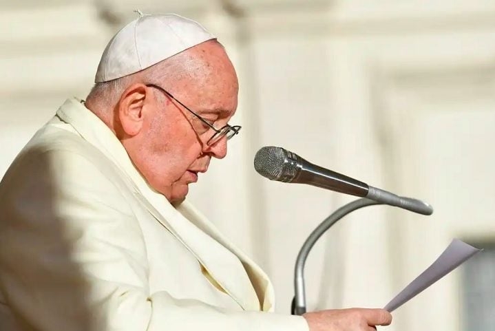 Prestes a completar 88 anos e mesmo convivendo com problemas de saúde, o Papa Francisco fez neste ano a mais longa viagem de seu pontificado, iniciado em 2013. 
 Reprodução: Flipar