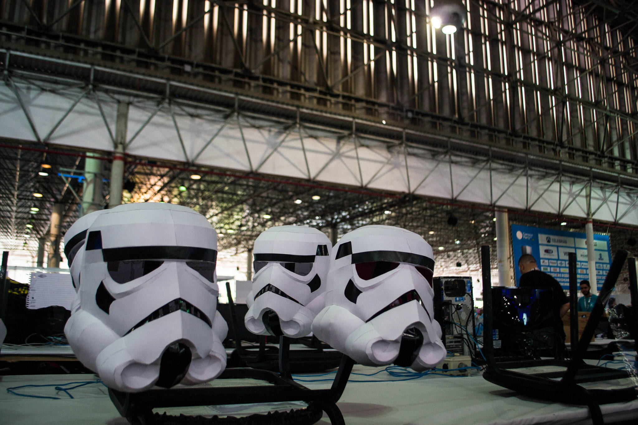 É óbvio que com a volta de Star Wars seus personagens se fariam presentes no evento mais nerd do Brasil. Foto: Monique Nascimento/Divulgação