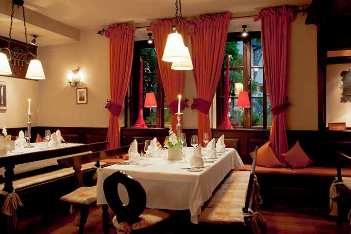 Com menu baseado na cozinha austríaca, o restaurante fica situado em Salzburgo, cidade na fronteira com a Alemanha. 
 Reprodução: Flipar