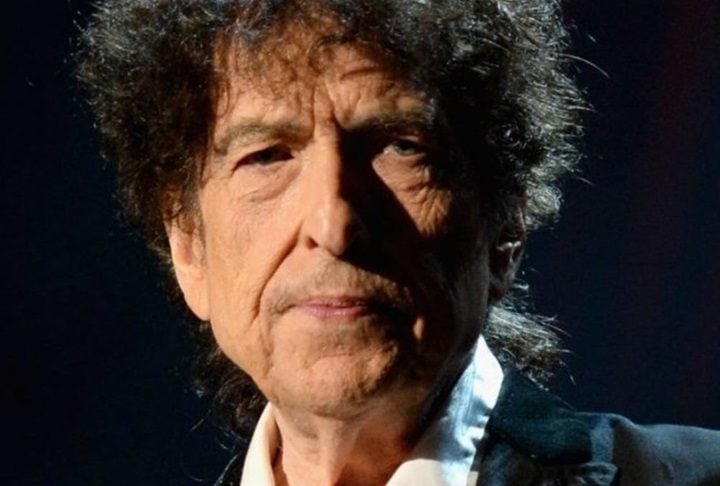 Bob Dylan é um dos grandes nomes da música americana. Ele é o único artista na história a ganhar — juntos — os prêmios Nobel, Pulitzer, Oscar, Grammy e Globo de Ouro.  Reprodução: Flipar