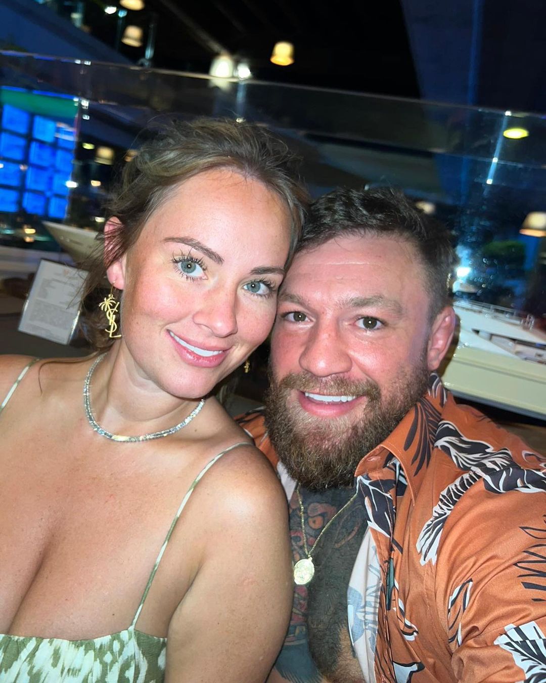 Conor McGregor escandaliza fãs ao postar ato sexual com a esposa