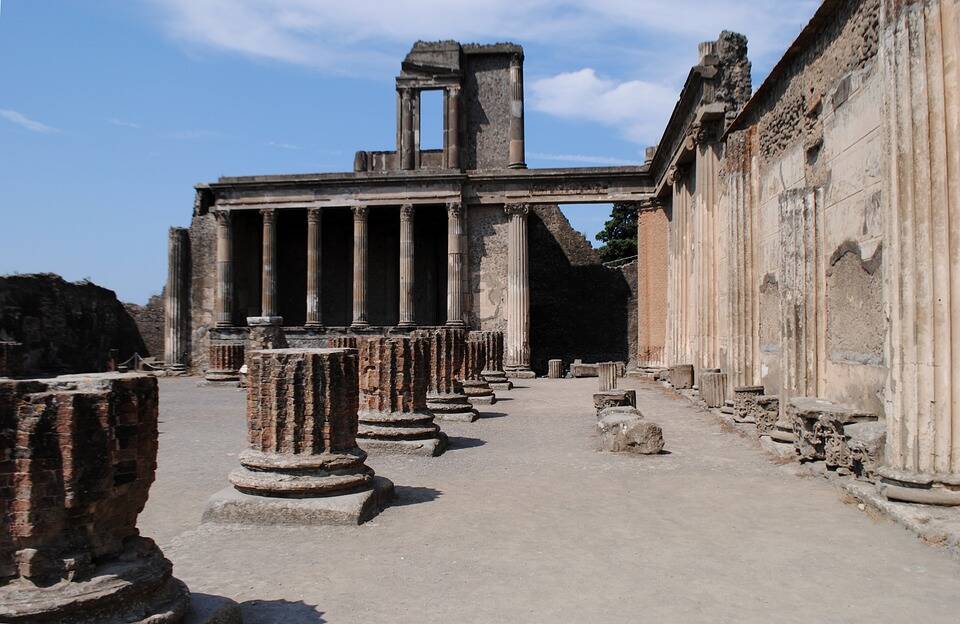 As ruínas de Pompeia são ricas em história e obras de arte. Foto: Pixabay