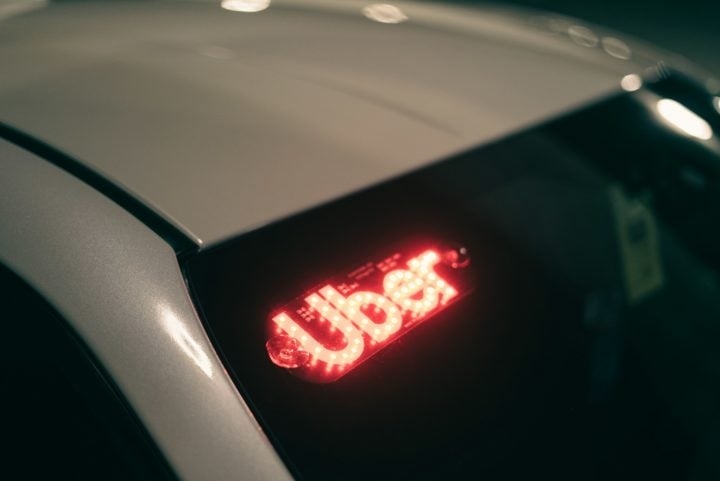 De acordo com o Uber, a medida é um fortalecimento nas avaliações mútuas para “incentivar comportamento respeitoso entre motoristas, parceiros e usuários da plataforma”.
 Reprodução: Flipar