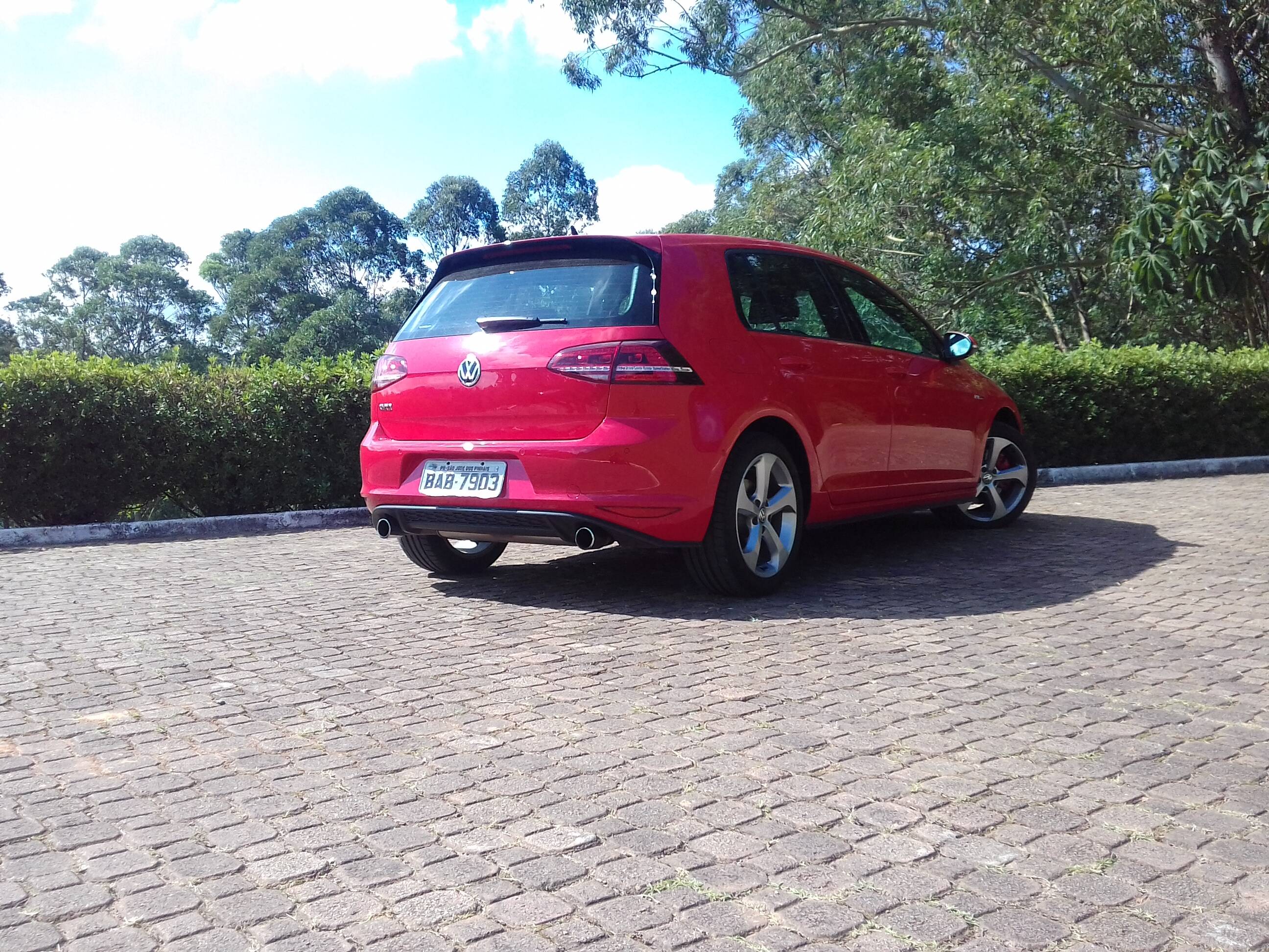 Volkswagen Golf GTI. Foto: Divulgação