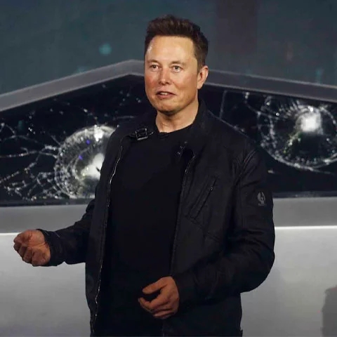 Segundo os cálculos da Forbes, Musk se tornou no fim de 2024 a primeira pessoa a alcançar patrimônio líquido de 400 bilhões de dólares.  Reprodução: Flipar