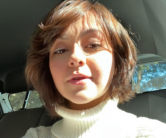 Ela também se aventurou nas plataformas de streaming, protagonizando séries como “Mal Me Quer”, de 2019, e “De Volta aos 15”, em 2022. Nesta última, produzida pela Netflix, Klara Castanho deu novo tom a sua atuação, explorando personagens mais complexos e realistas.
 Reprodução: Flipar