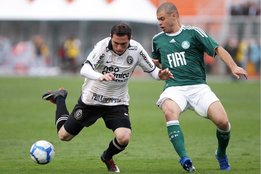 A reestreia de Tite aconteceu contra o Palmeiras, no Brasileirão. Com gol de Bruno César, o Corinthians venceu o clássico por 1 a 0. Foto: WAGNER CARMO/Gazeta Press