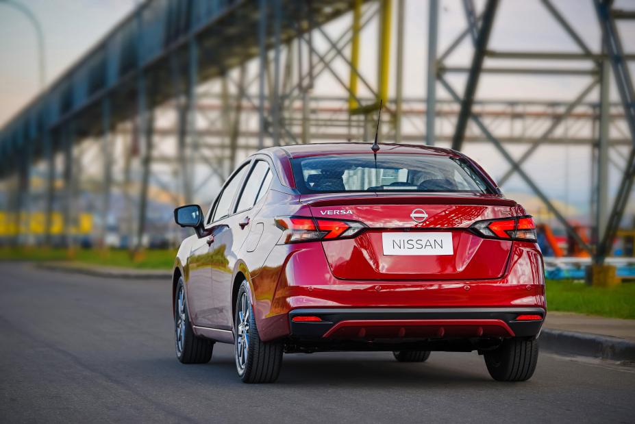 Divulgação do Nissan Versa SR