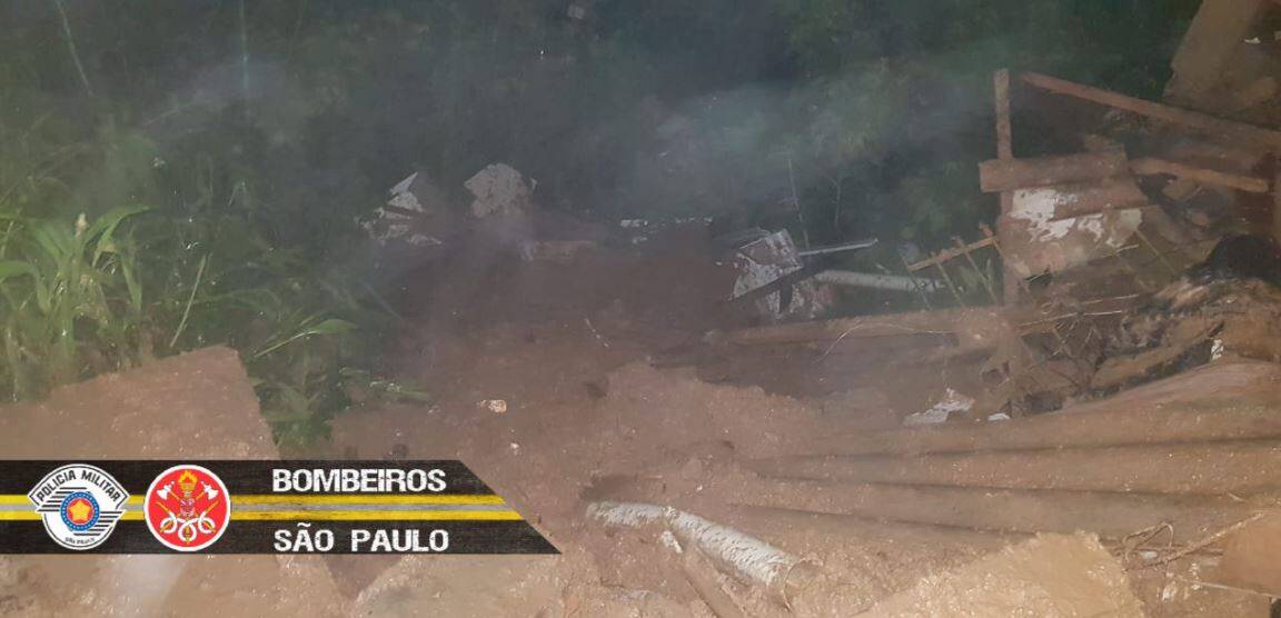 Chuva em Mauá deixa três crianças e um bebê mortos. Foto: Divulgação/Corpo de Bombeiros de São Paulo