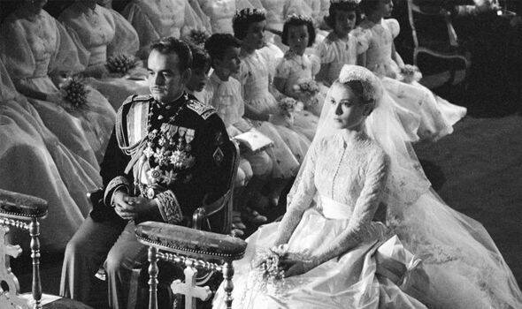 O casamento de Rainier III e Grace Kelly, nos anos 1950, também ajudou a colocar Mônaco no mapa dos destinos glamurosos. Foto: Reprodução