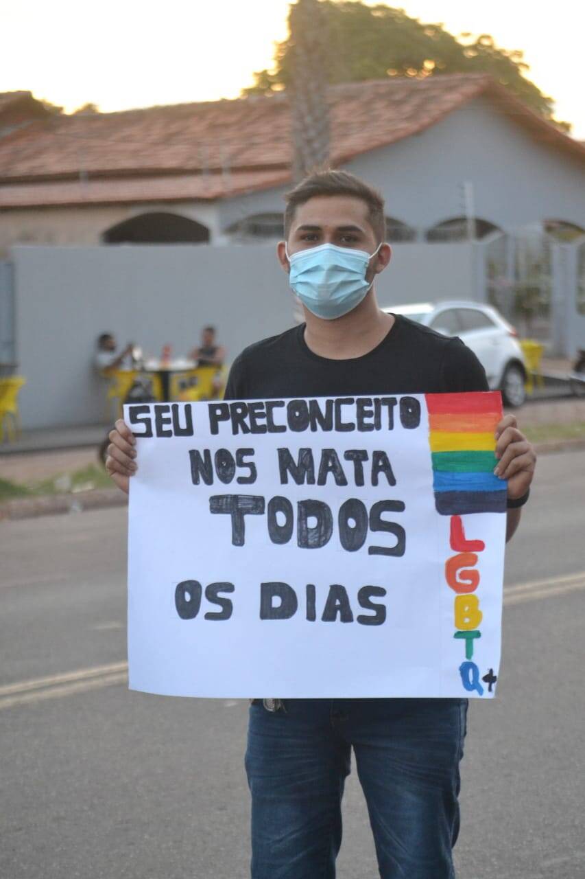 Manifestação em homenagem a morte de Luís Carlos Sousa de Almeida foi organizado em Porto Franco, Maranhão. Foto: Rodrigo Freitas