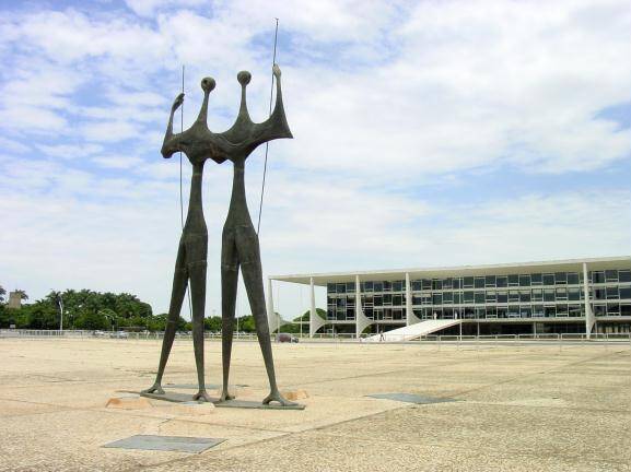 Praça dos Três Poderes: espaço cívico de Brasília. Foto: SXC