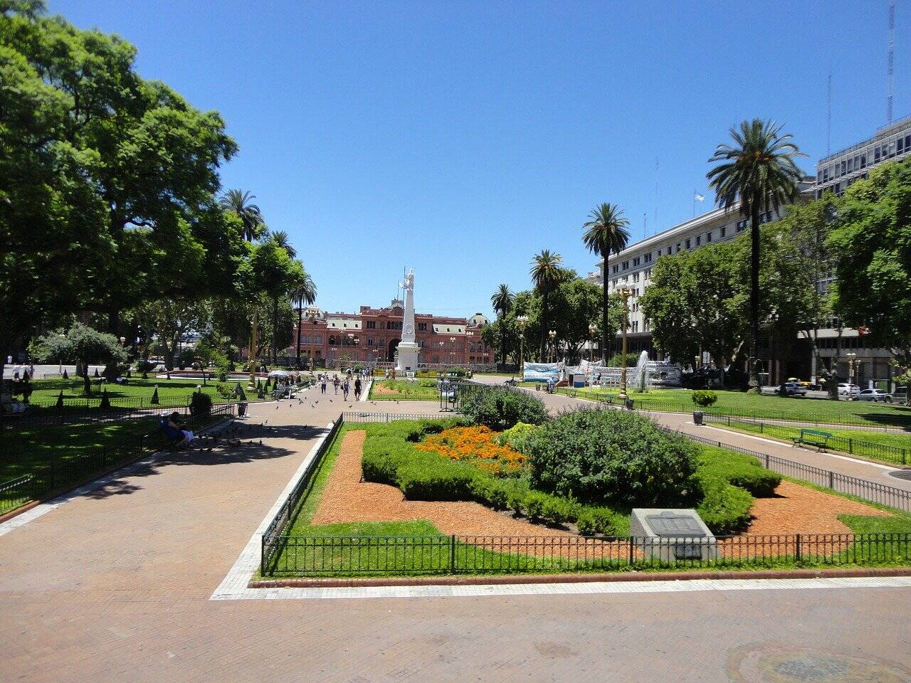 Praça de Maio está em frente à Casa Rosada. Foto: Pixabay