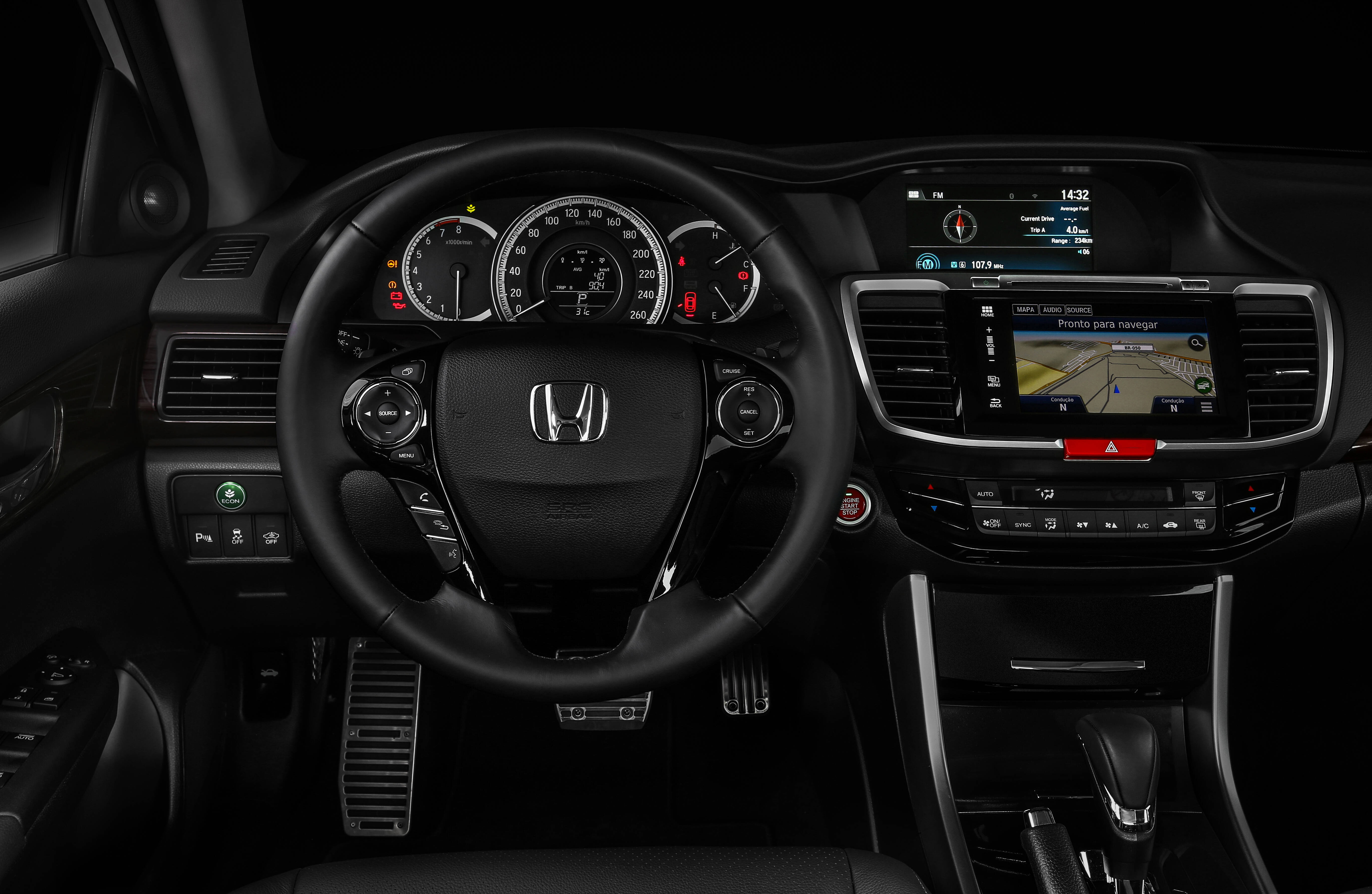 Interior do Honda Accord 2016. Foto: Divulgação