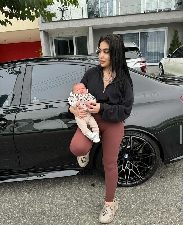MC Mirella e a filha Serena Reprodução/Instagram - 20.02.2024