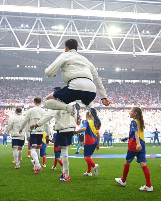 Inglaterra x Suíça (Foto: X/Uefa Euro 2024 e X/England)