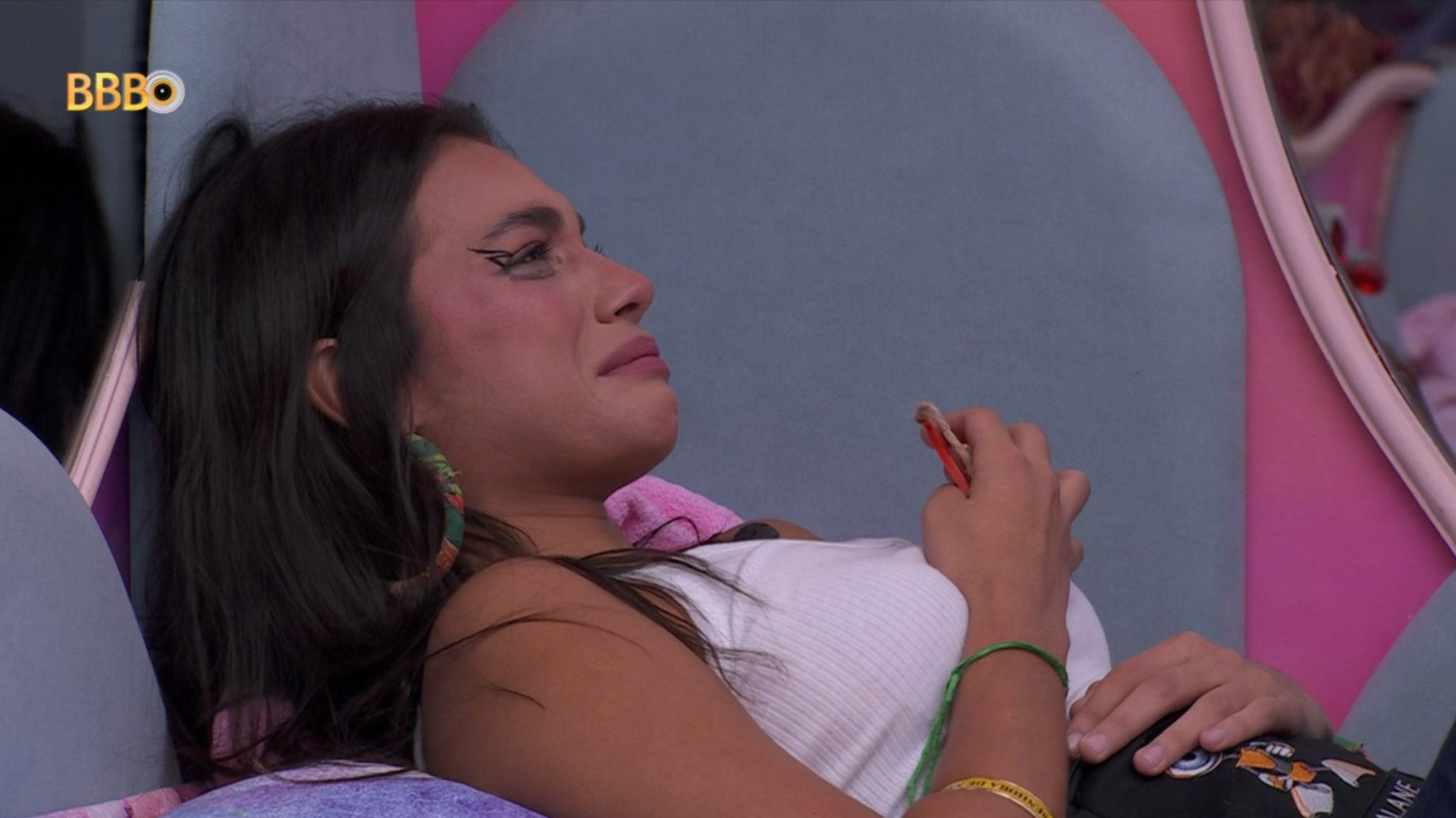 Alane chorou após cair em mais um paredão no 'BBB 24' Reprodução/Globo - 08.04.2024 