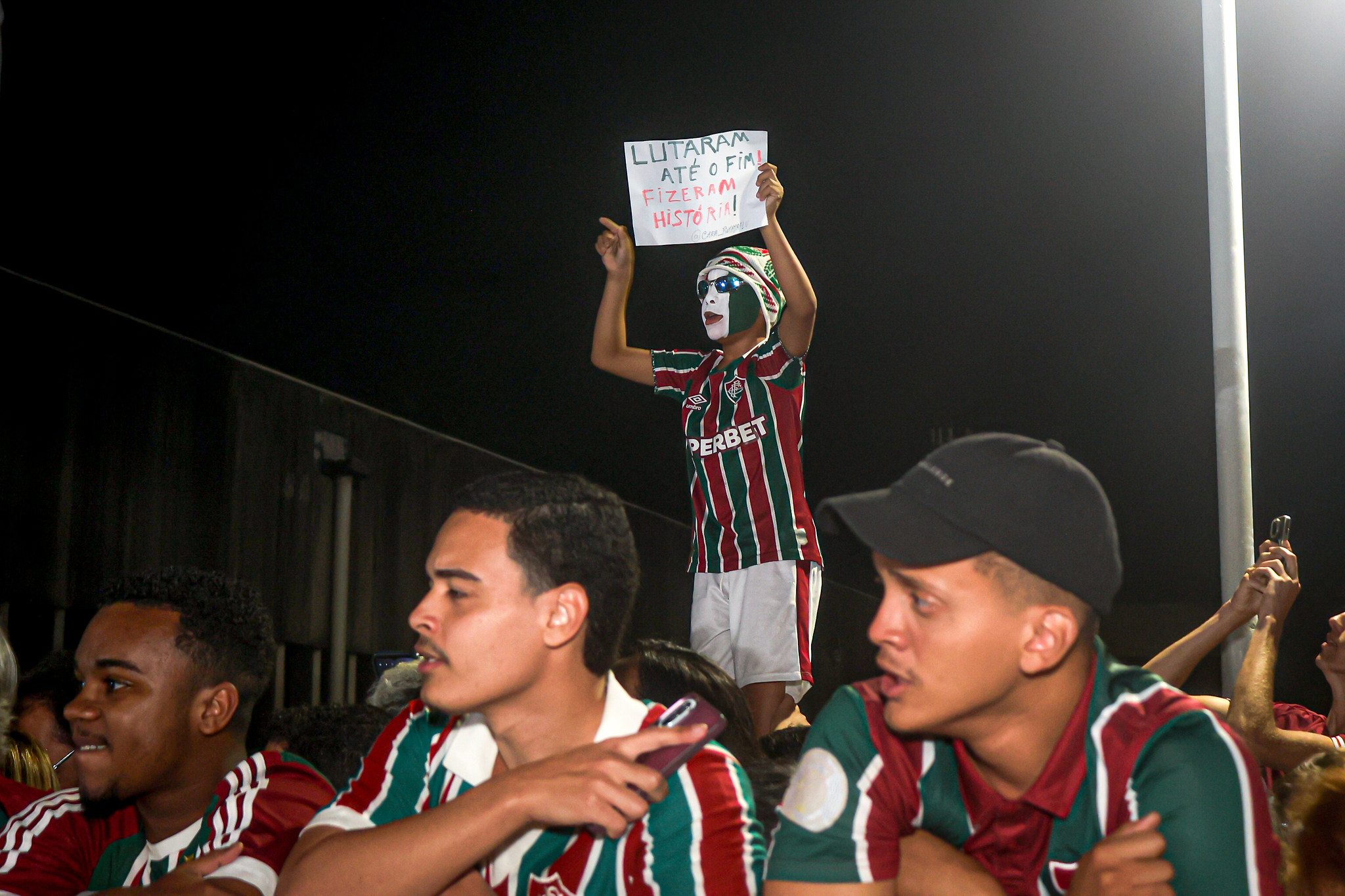 Tradicional "AeroFlu" feito pela torcida do Fluminense, na recepção dos jogadores após a Copa do Mundo de Clubes. Foto: Marina Garcia/Fluminense FC