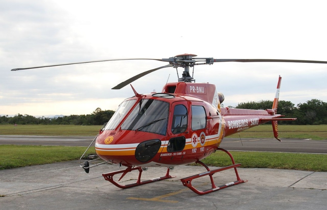 O Samu tem parceria com o Corpo de Bombeiros e helicópteros são usados em caso de necessidade, para emergências em que o tempo de chegada ao hospital possa determinar vida ou morte. Reprodução: Flipar