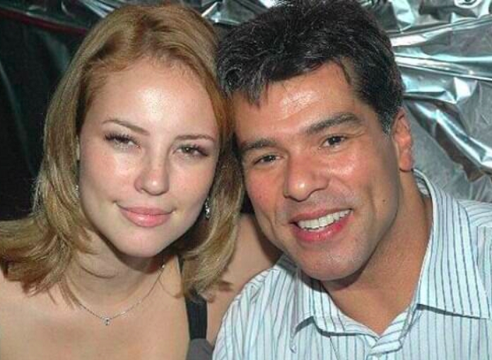 A atriz também já engatou vários relacionamentos com outros artistas, entre eles um namoro com o ator Maurício Mattar, entre 2006 e 2007.. Foto: Reprodução: Flipar