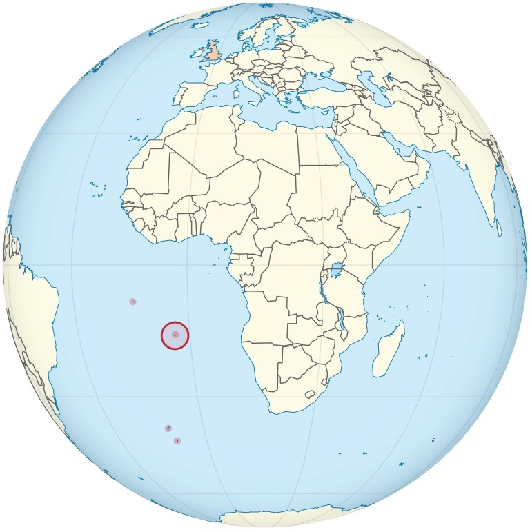 Santa Helena é um território britânico com pouco mais de 4 mil habitantes que fica localizado entre a África e a América do Sul. Reprodução: Flipar