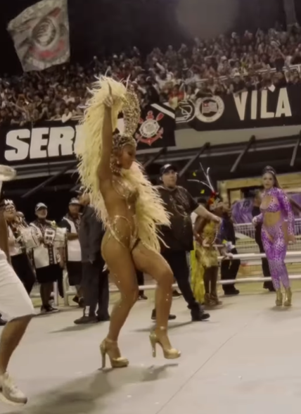 Cravejada, Sabrina Sato aposta em look ousado para festa Abre Alas. Foto: Instagram