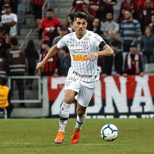 Corinthians empresta o defensor Danilo Avelar ao América-MG - Lance!