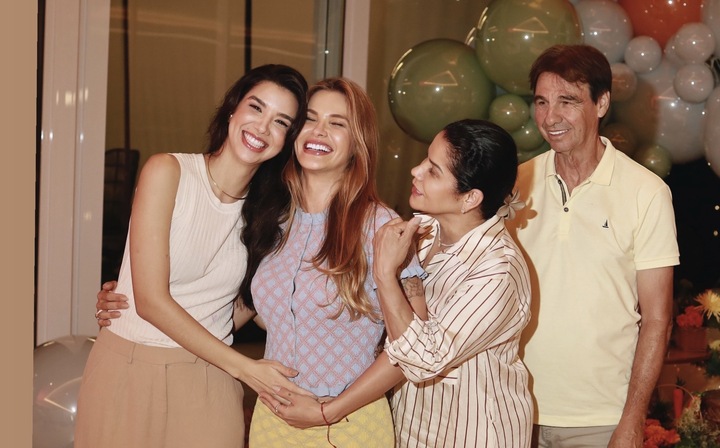 Andressa Suita com a família. Foto: Reprodução: Instagram