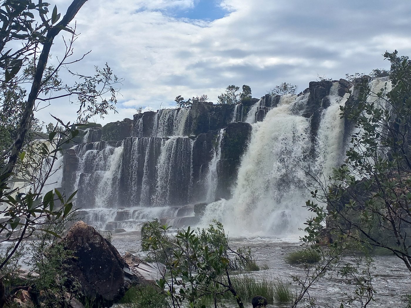 Cachoeira na Chapada dos Veadeiros. Foto: Reprodução/TripAdvisor