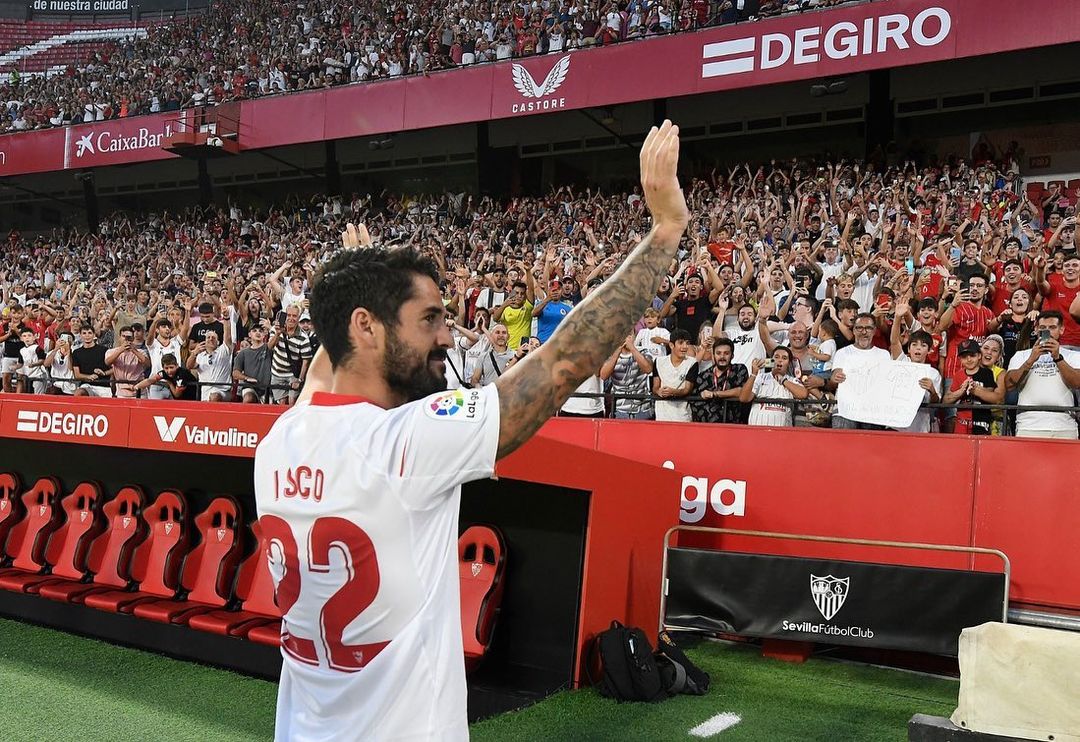 Flamengo chega a acordo com estafe de Isco e aguarda resposta definitiva do  meia ex-Real Madrid, diz portal espanhol - Coluna do Fla