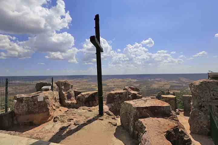  Desde setembro de 2006, está integrado à Rede Mundial de Parques Geológicos, e é reconhecido pela UNESCO como um relevante patrimônio geológico e paleontológico mundial.  Reprodução: Flipar