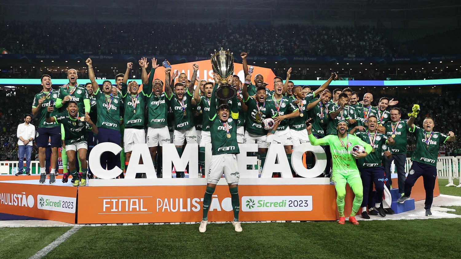 Com premiação milionária, Paulistão começa com todos querendo desbancar o  campeão Palmeiras - Gazeta Esportiva