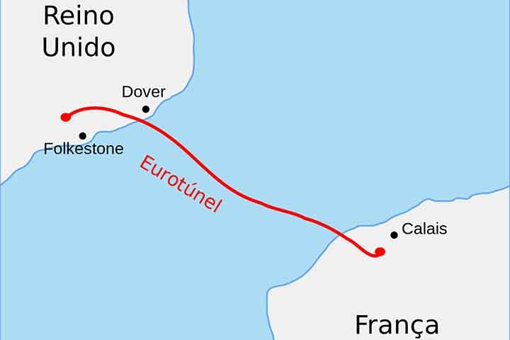 Maior túnel subaquático do mundo, o Eurotúnel criou uma ligação fixa entre a Grã-Bretanha e a Europa continental sob as águas do Canal da Mancha. 


 Reprodução: Flipar